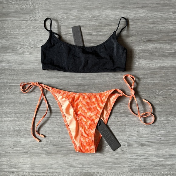 Triangl Swimsuit set with bag. - Picture 2 of 12